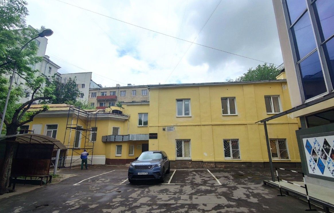 фасад дома, здание по адресу г Москва, Ленинградский пр-кт, д 24 стр 3